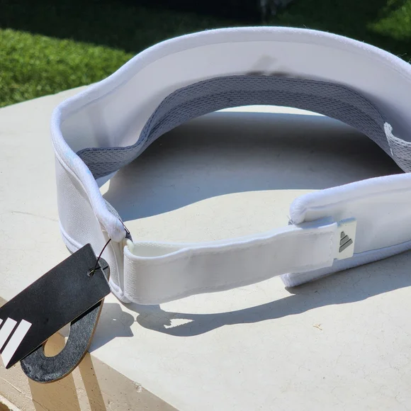 Adidas Superlite 3 Visor Women's lightweight and Sweat-Wicking White Visor - Picture 6 of 7